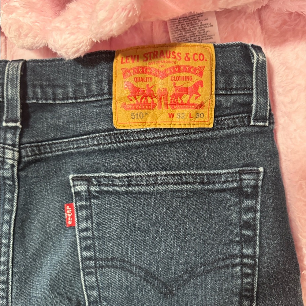 Levis jeans - Picture 3 of 3